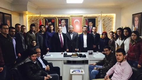 Ünlü Hukukçu Noyan Manisa'dan Aday Adayı Oldu