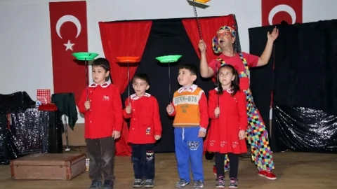 Şeker Portakalı Bayralar'da Çocuklarla Buluştu