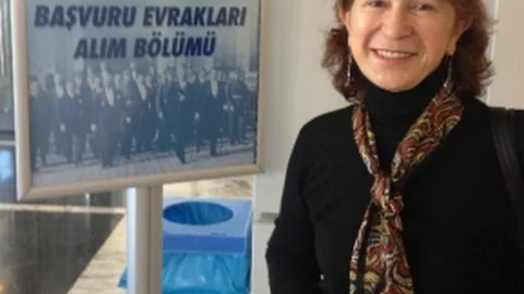 Hülya İnce CHP'den Aday Adayı Oldu