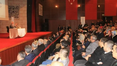 Mardin'de 'yeni Türkiye'nin İnşasında Ömer İbn ABDülaziz Modeli' Konferansı