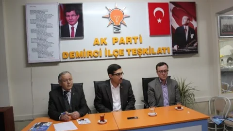 Tekin Teşkilattan Ve Halktan Büyük İlgi Gördü