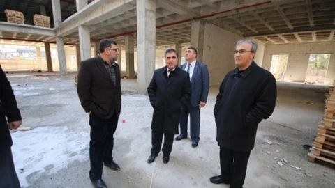 Başkan Özdemir'den AVM İnşaatında İnceleme