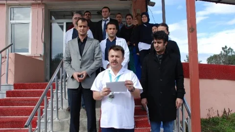 Sağlık-Sen Üyeleri Basın Açıklaması Yaptı