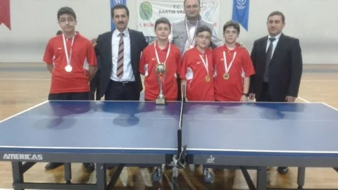 Özel Kolej Takımı Masa Tenisi Turnuvasında İl Birincisi Oldu