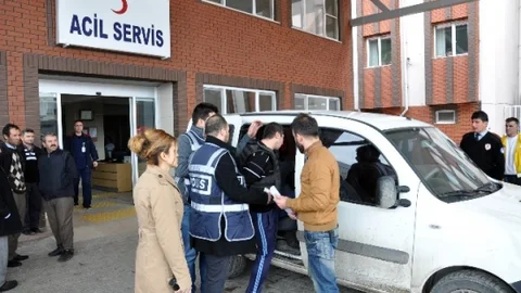 Tecavüz Edemeyince Boğazını Bıçakla Kesip Öldürmüş