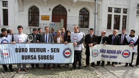 Maliye Çalışanları Vergi Haftasını Eylemle Kutladı