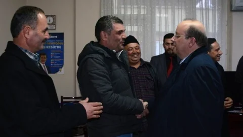 AK Parti Milletvekili Aday Adayı Sabri Uğur İlçe Ziyaretlerinde Bulundu