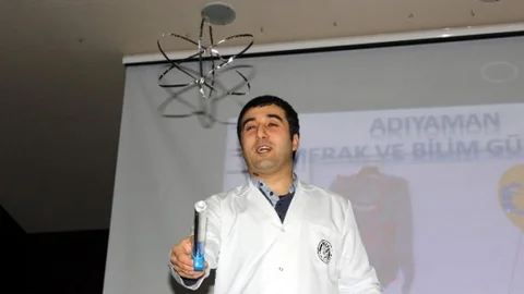 Öğrenciler Bilimin Eğlenceli Yüzüyle Tanıştı