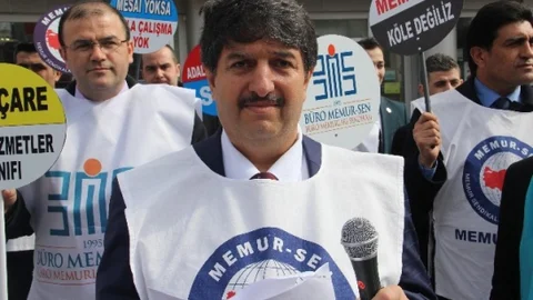 Maliye Çalışanları Haklarını İstedi