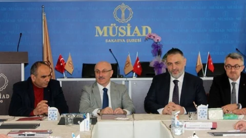 Hacıeyüpoğlu MÜSİAD'ı Ziyaret Etti