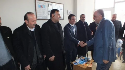 AK Parti Van Milletvekili Aday Adayı Kandaşoğlu'dan Muradiye'ye Ziyaret