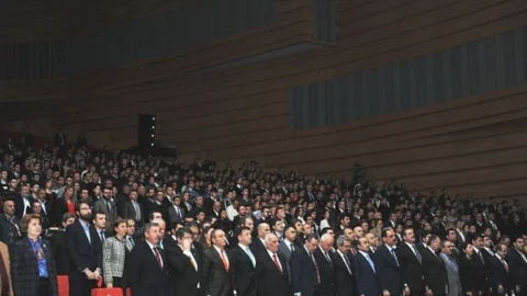 Nigar Cemal'in Sesinden Dünyaya ‘Empati' Mesajı