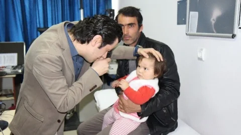 Bebeklerde Aşırı Gözyaşı Akıntısına Dikkat