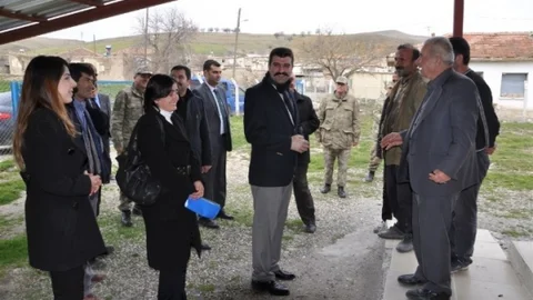 Kaymakam Selçuk Yosunkaya Halkın Sorunlarını Dinledi