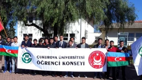 Hocalı'da Katledilen 613 Kişi Çü'de Anıldı