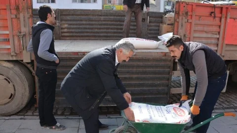 Hakkari'de Kobani İçin Acil Yardım Çağrısı