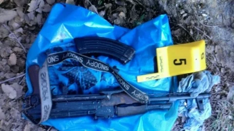 Suriyeli Şahsın Aracında Uzun Namlulu Silah Ele Geçirildi