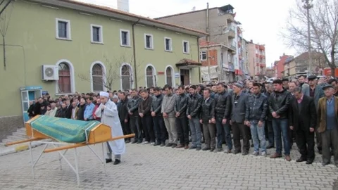 CHP Hisarcık Eski İlçe Başkanı Faruk Şahan Toprağa Verildi