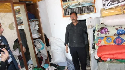6 Nüfuslu Aile Evlerinin Yıkılma Tehlikesiyle Karşı Karşıya
