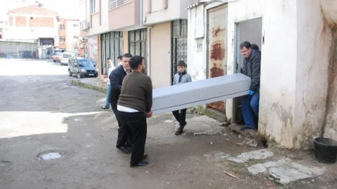 Balıkesir'de Bir Kişi Evinde Ölü Bulundu