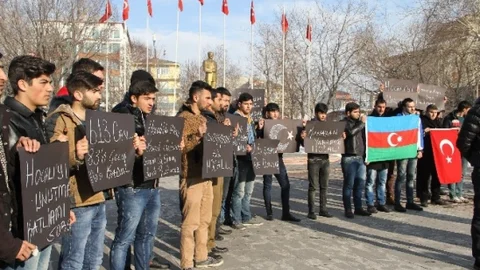 Ardahan'lı Ülkücüler Hocalı Katliamını Unutmadı