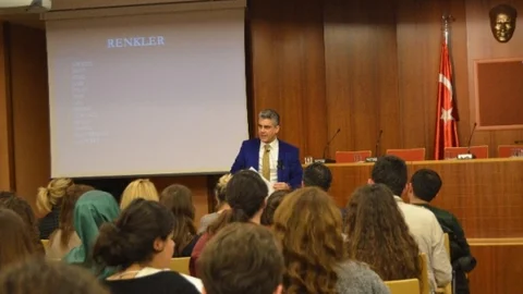 Kariyer Kulübü Davranış Bilimleri Uzmanı Kunter Kurt'u Ağırladı