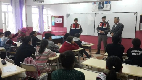 Yozgat Jandarma'dan Öğrencilere Uyuşturucu Semineri