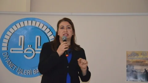 Fatsa'da ''Bataklığa Batmadan Tut Elimi'' Semineri