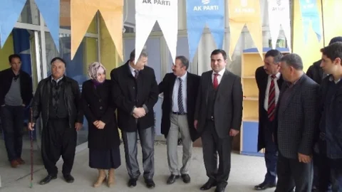 AK Parti Diyarbakır Milletvekili Aday Adayı Avukay Beran Çelik Seçim Çalışmalarını Sürdürüyor