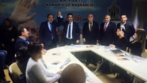 Ak Partili Kahraman 'izmir Kimsenin Kalesi Değil'