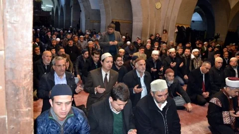 Necmettin Erbakan İçin Mevlit Okutuldu