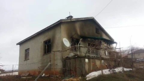 Hüyük'te Ev Yangını 1 Yaralı