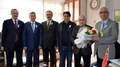 Mehmet Saygı Ve Ekibi Cemiyet'i Ziyaret Etti