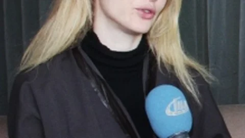 (Özel Haber) Tuğçe Kazaz ''Atatürk'ün İmzası Olsa Aynı Tepkiyi Verir Miydiniz?''