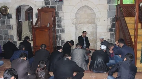 Ülkü Ocakları Çakıroğlu İçin Mevlit Okuttu