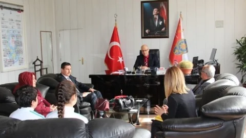 “Ailemiz Her Şeyimiz Ağızlar Kirlenmesin” Kampanyası Hız Kazanıyor