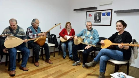 Muratpaşa'da Bağlama Kursları