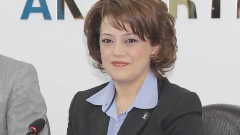 Ceyda Çetin Erenler Darbeci Zihniyetlerin Tümünü Şiddetle Kınıyorum