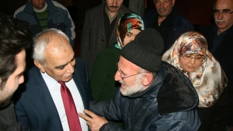 Tarihçi Yazar Turan “Çocuklar Yetiştirdiğimiz Gibi Olur”