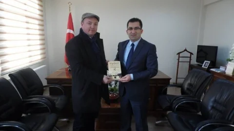 Yazar Fazıl Sayın Çan'da