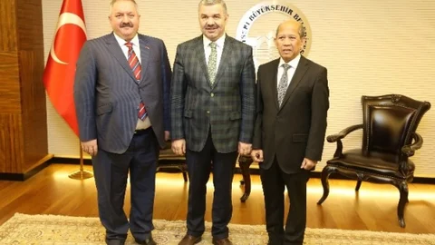 ''yakınlaşırsak Birbirimizi Severiz''