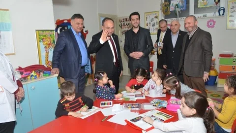 Başkan Üzülmez Suadiye'yi Gezdi