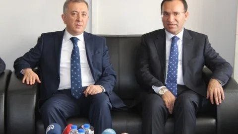 Adalet Bakanı Bozdağ'dan 'fethullah Gülen' Açıklaması