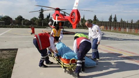 DÜşerek Yaralanan 82'lik Dedeye Hava Ambulansı
