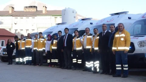Sağlık Bakanlığı'ndan Hakkari'ye Ambulans