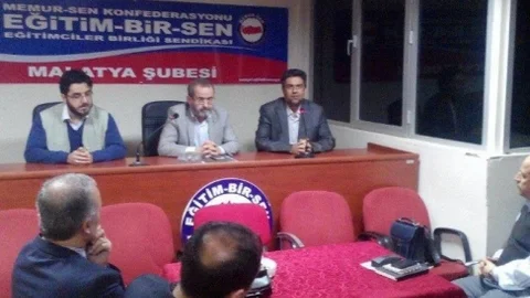 İHH'dan Eğitim-Bir-Sen'e Ziyaret