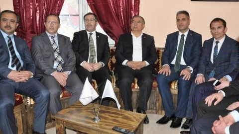 Milli Savunma Bakanı Yılmaz İşçilerin Sorunlarını Dinledi