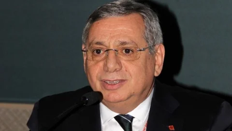 Jinekolojik Onkoloji Cerrahisinin Standartları Belirleniyor