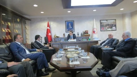 Selçuk Çebi İş Adamları İle Bir Araya Geldi