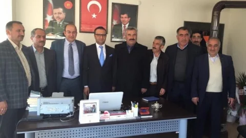 AK Parti Van Milletvekili Aday Adayı Ahmet Fidan Bir Günde 3 İlçe Gezdi